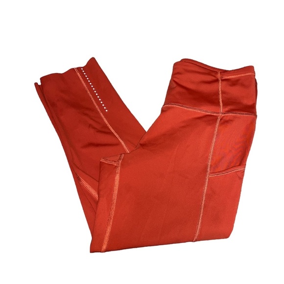 Lululemon Cropped Leggings W/Side Pockets Size 6 - Picture 1 of 9